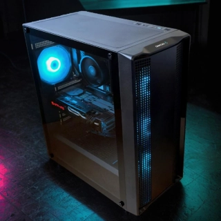 Herní počítač s RX 5700xt